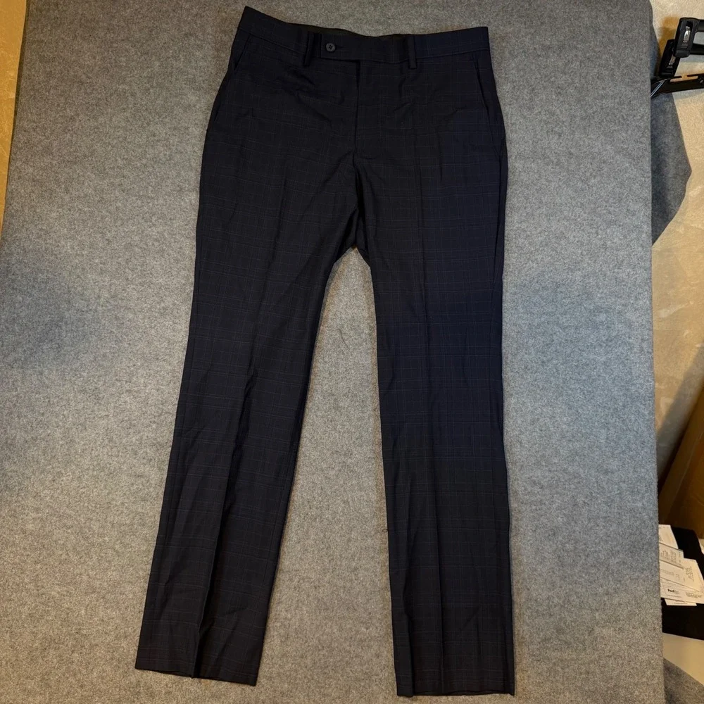 DKNY Duran Men 2 Piece Suit 38 Short 31W Navy Blue Plaid Modern Fit DNUR217W0356